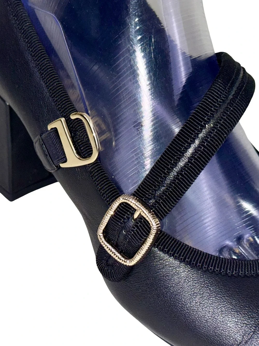 CHANEL MARY JANE PUMPS IN BLACK LAMBSKIN LEATHER